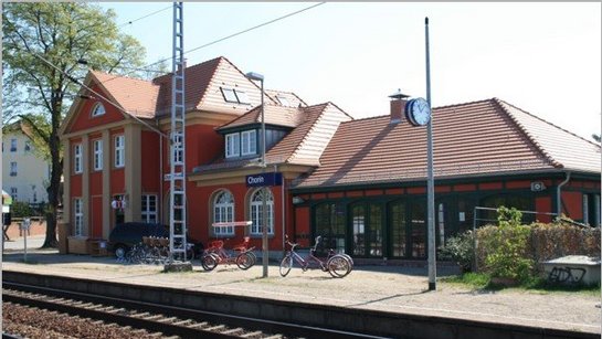 Das Bahnhofsgebäude Chorin nach der Sanierung.